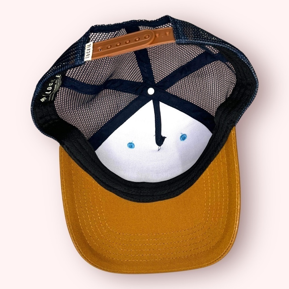 Colorful Gradient Snap Back Baseball Cap Trucker Hat - Picture 3 of 3